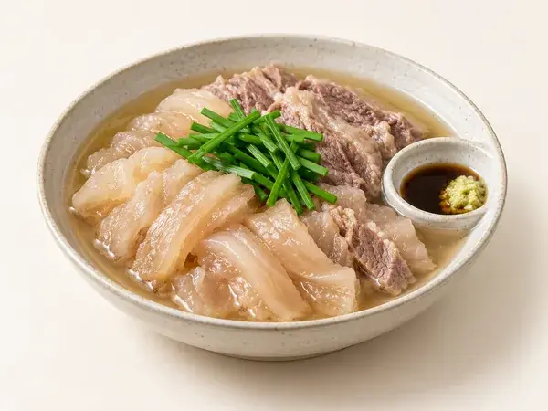 47. 白切牛膝骨软骨（Dogani-suyuk · 도가니 수육）