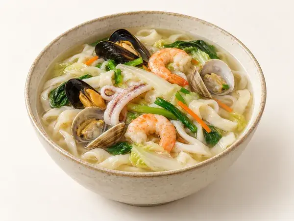 86. 海鲜手擀面（Haemul Kalguksu · 해물칼국수）